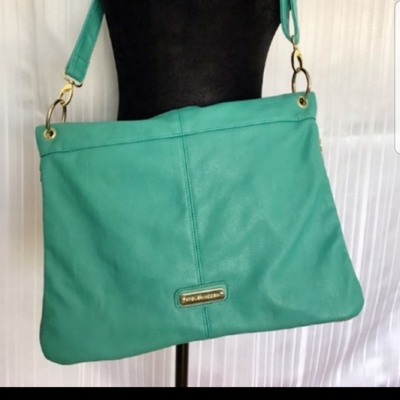 Steve Madden Handbags - STEVE MADDEN